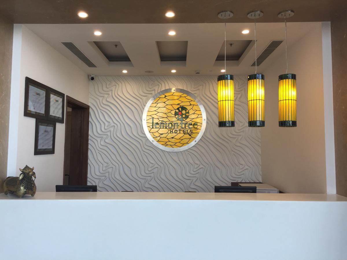 Lemon Tree Hotel, Sector 60, Gurugram Gurgaon Buitenkant foto