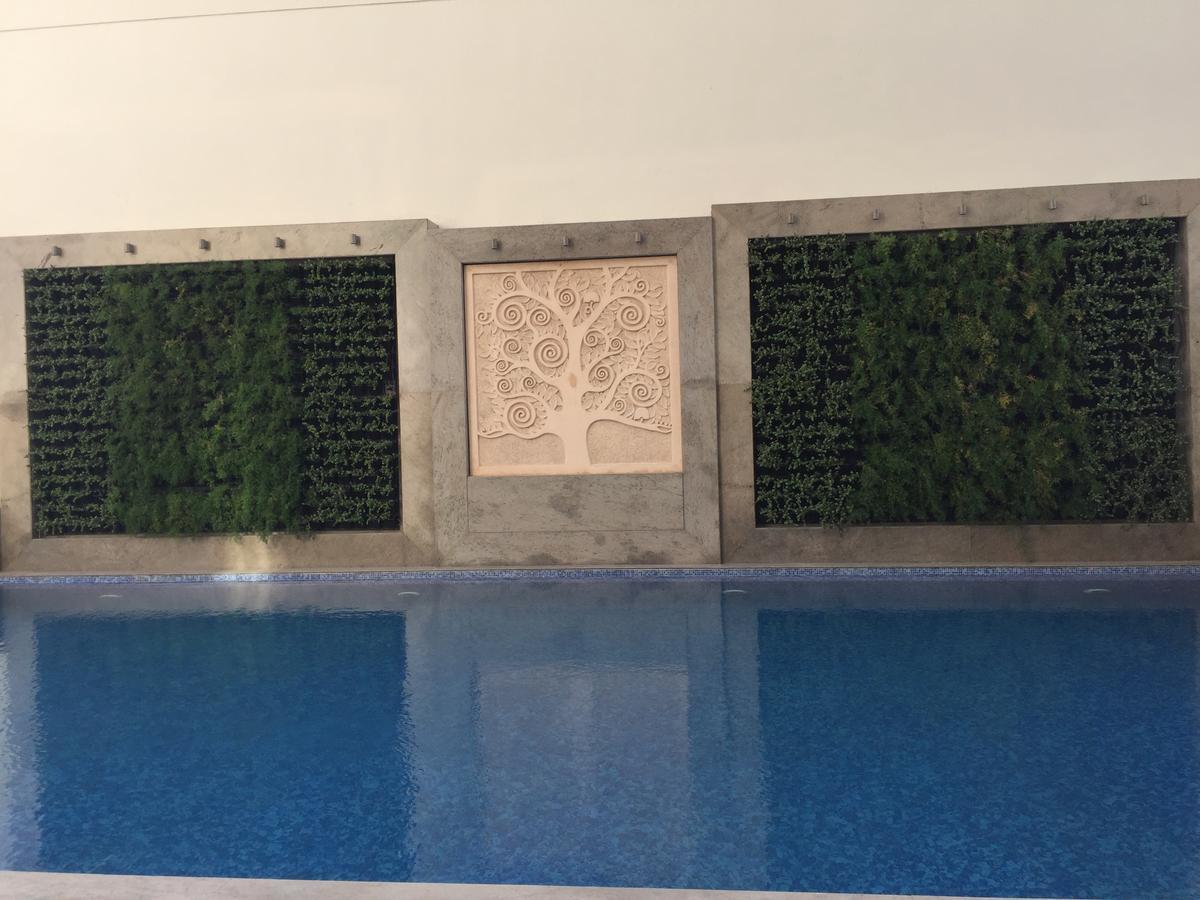 Lemon Tree Hotel, Sector 60, Gurugram Gurgaon Buitenkant foto